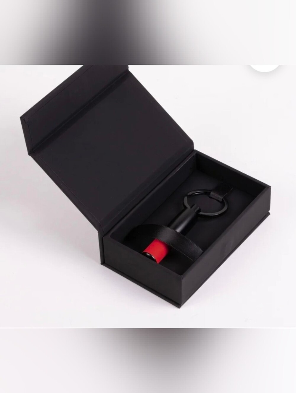 HUGO Key Ring Gear Matrix